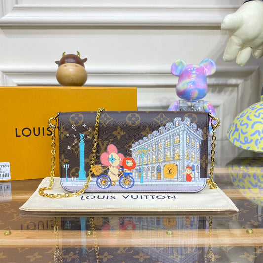 Louis Vuitton Pochette Felicie Vivienne Holidays