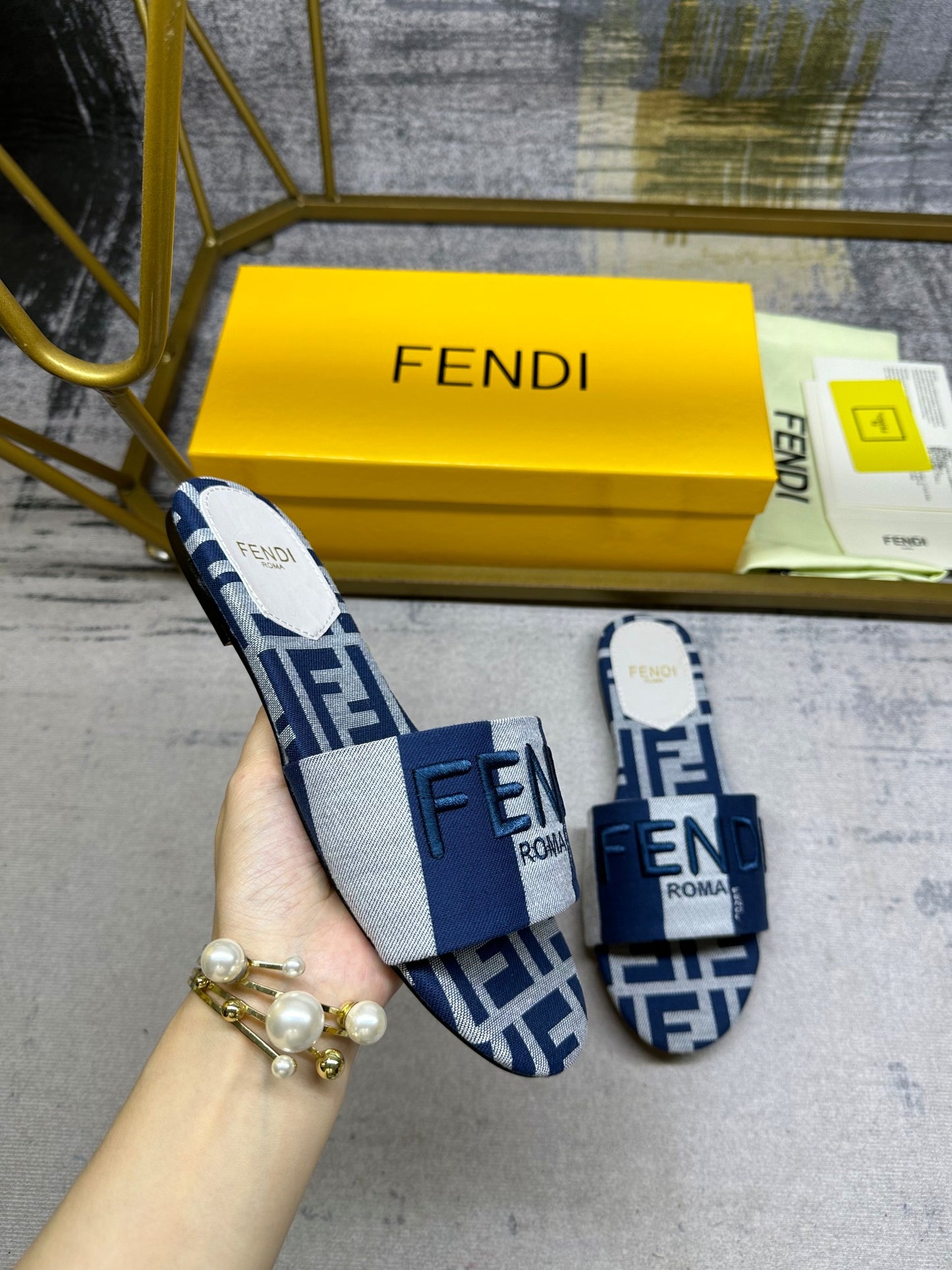 Fendi Slides