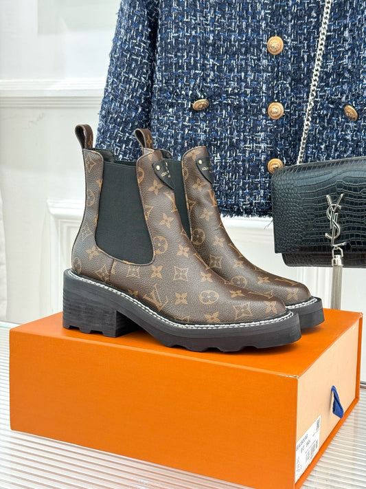 Louis Vuitton leather Boots