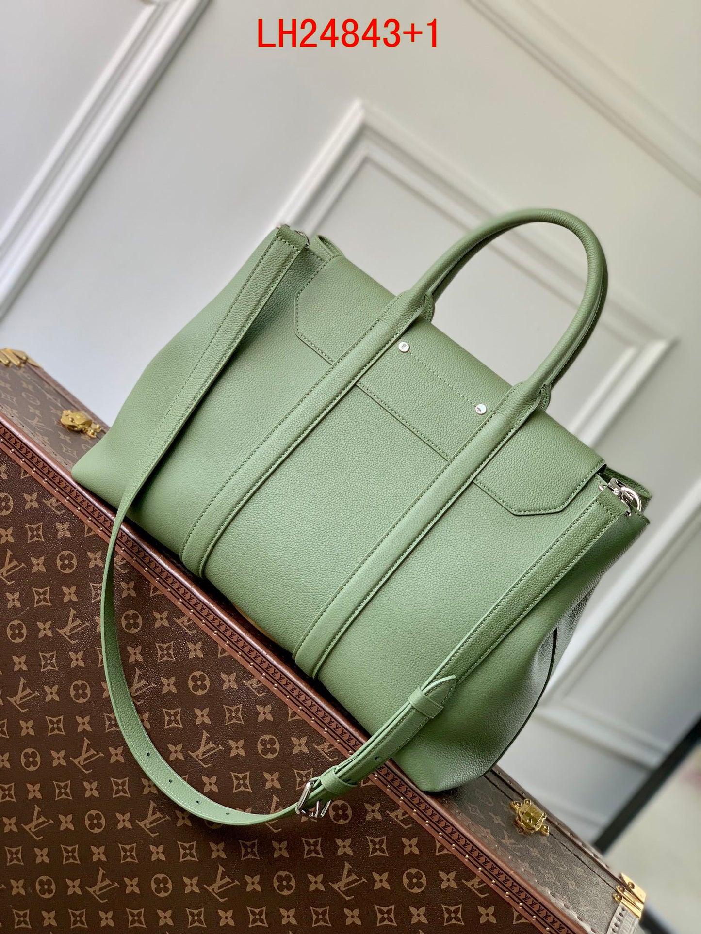 Louis Vuitton Georges Tote bag