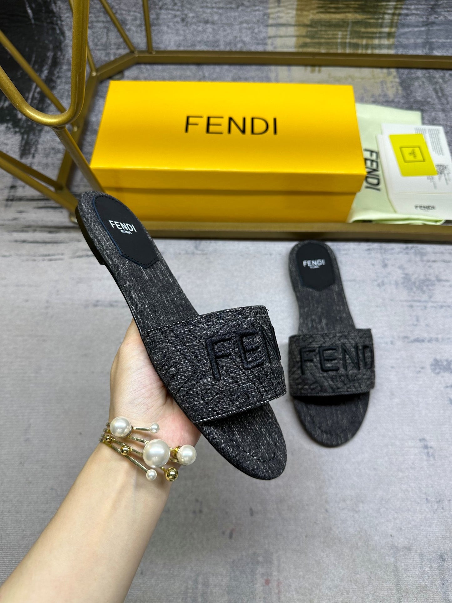 Fendi Slides