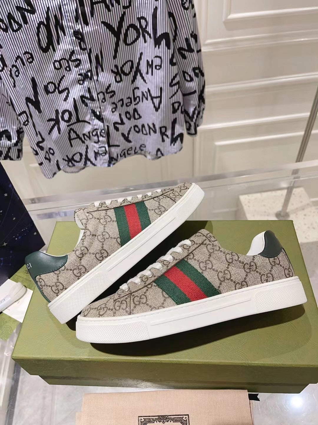 Gucci Sneakers