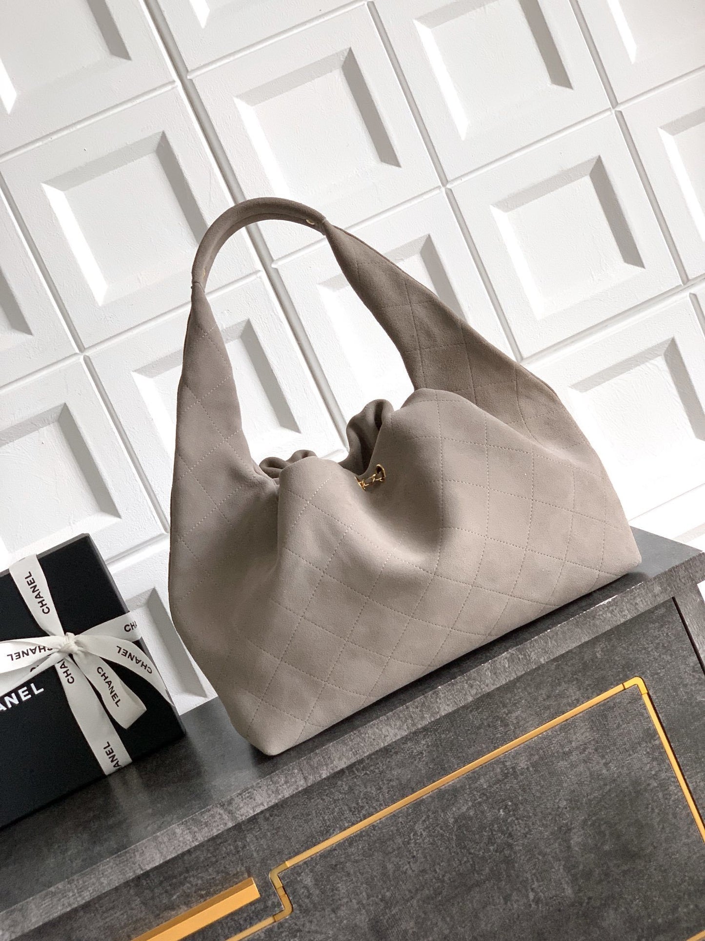 Chanel Suede Tote bag