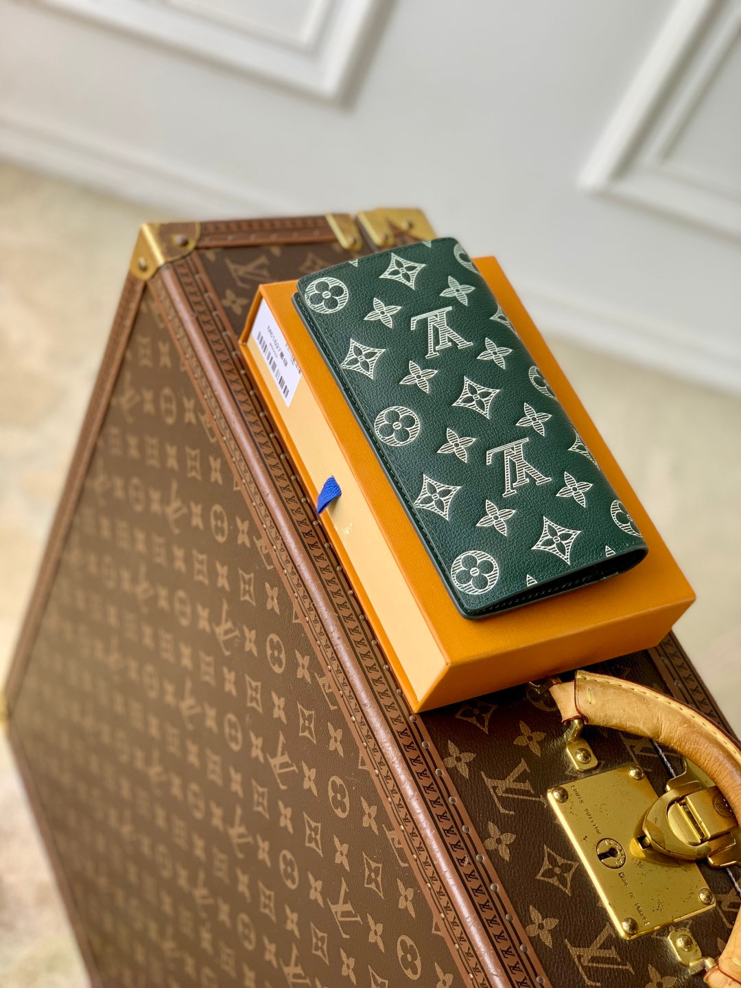 Louis Vuitton Monogram Eclipse Pochette Voyage