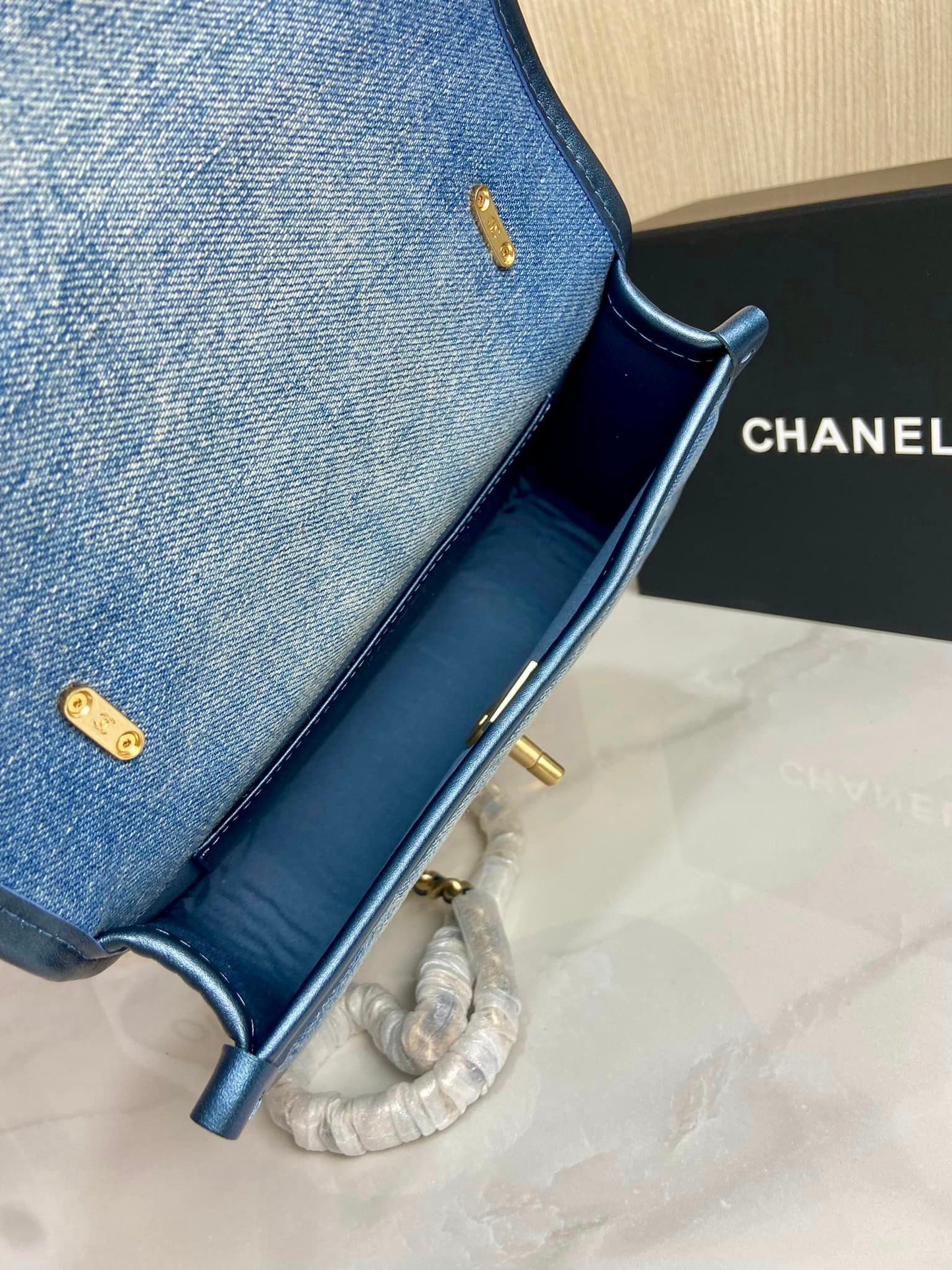 Chanel Messenger Denim bag