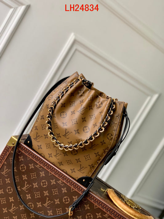 Louis Vuitton Noe Trunk PM