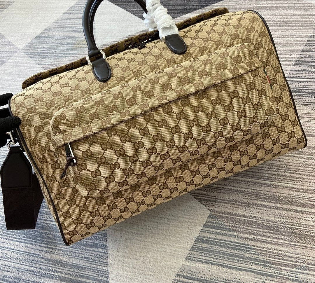 Gucci Medium Duffle bag