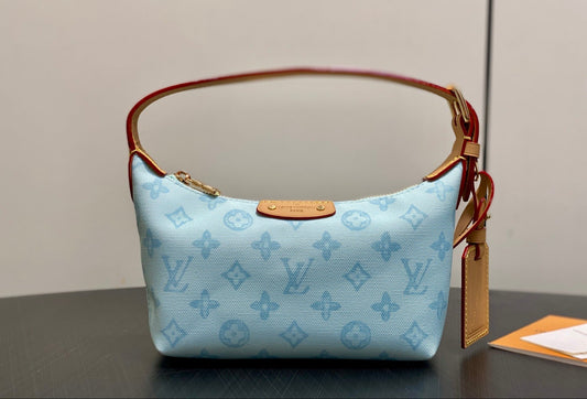 Louis Vuitton Pochette Hills Monogram Origine Canvas