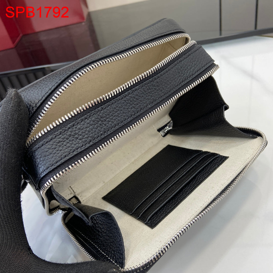 Gucci GG jumbo mini bag