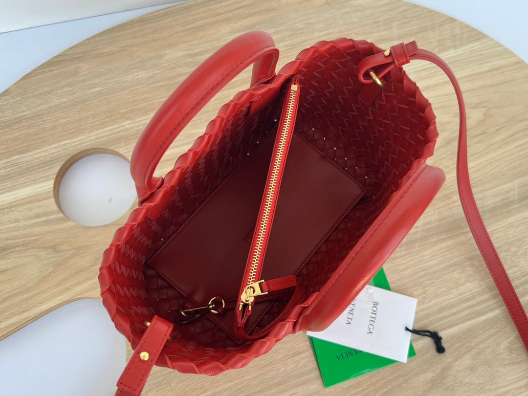 Bottega Veneta Mini Cabat