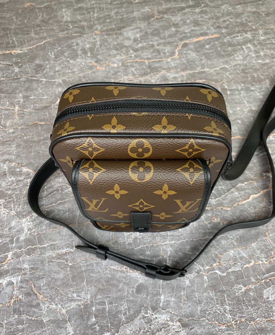 Louis Vuitton CHRISTOPHER WEARABLE WALLET