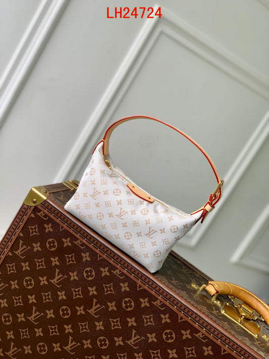 Louis Vuitton Hills Pochette 2024 Collection