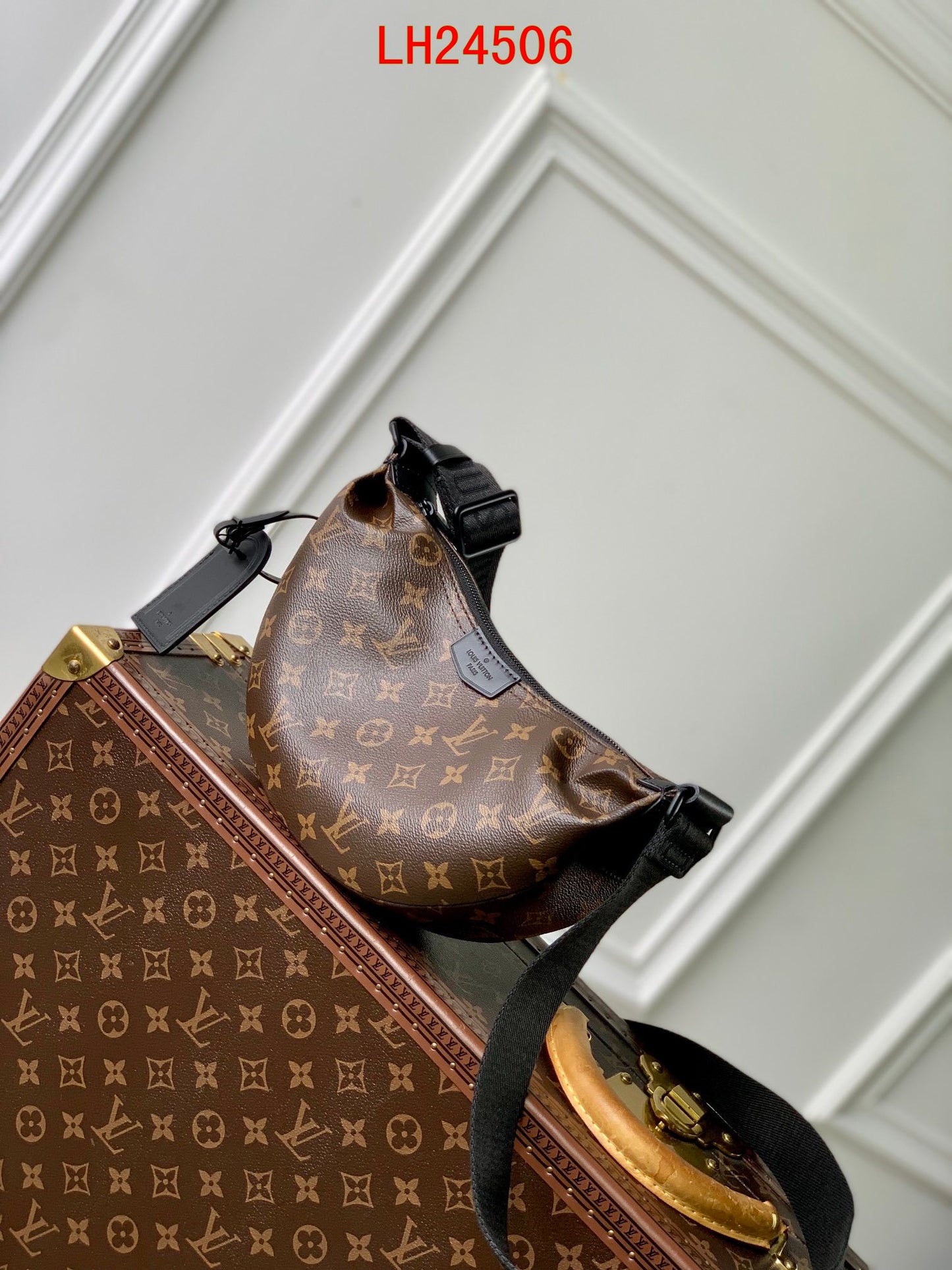 Louis Vuitton Hamac bag