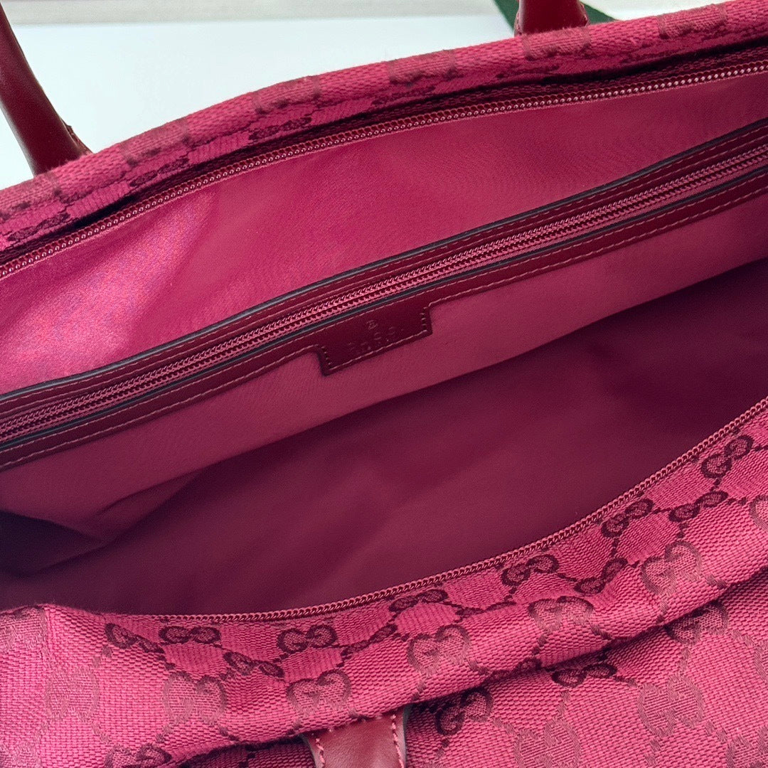 Gucci Medium duffle bag