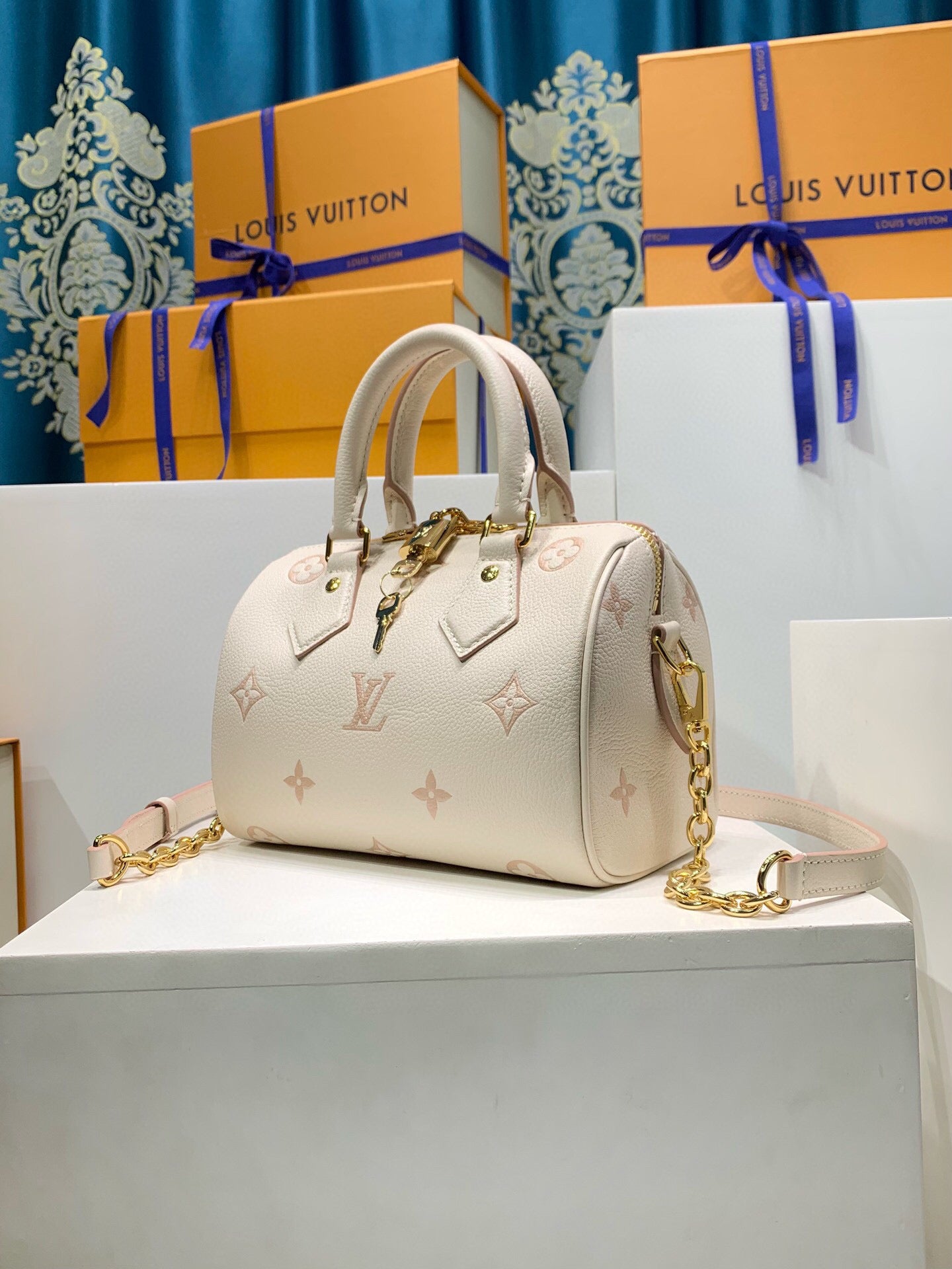 Louis Vuitton new bicolor Speedy Bandoulière 20
