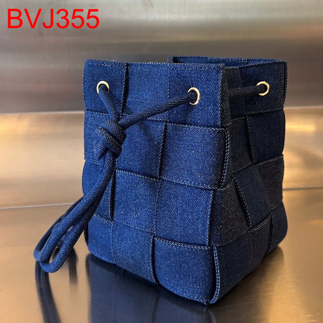 Bottega Veneta Casette Bucket Denim bag