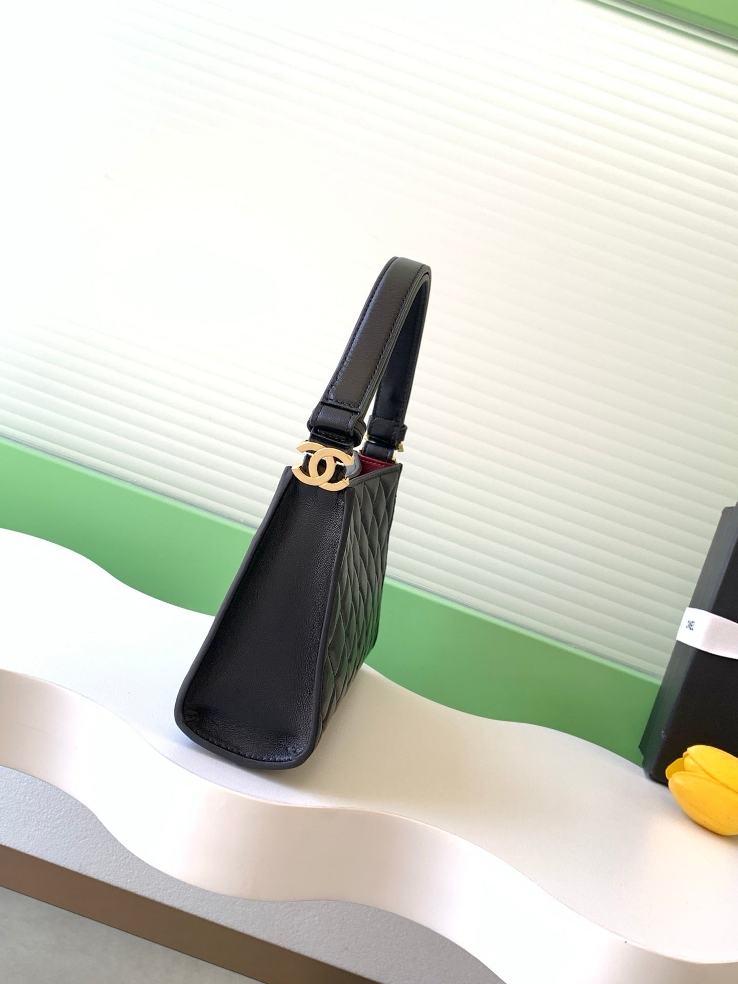 Chanel Hobo Shoulder bag