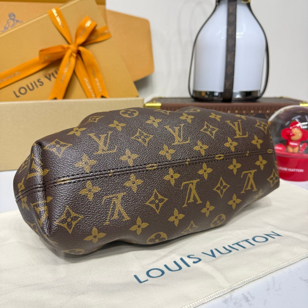 Louis Vuitton Pochette Sling PM Monogram