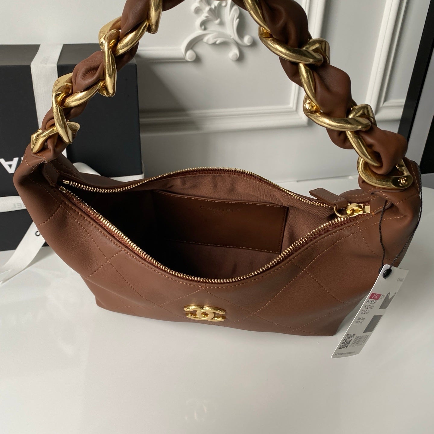 Chanel Hobo Chain handbag