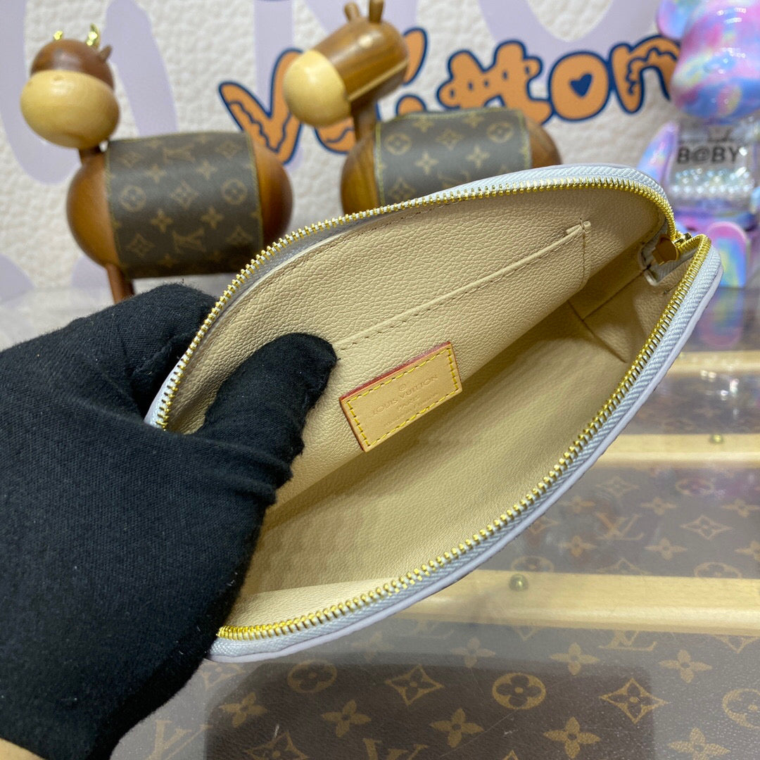Louis Vuitton Pochette Cosmétique
