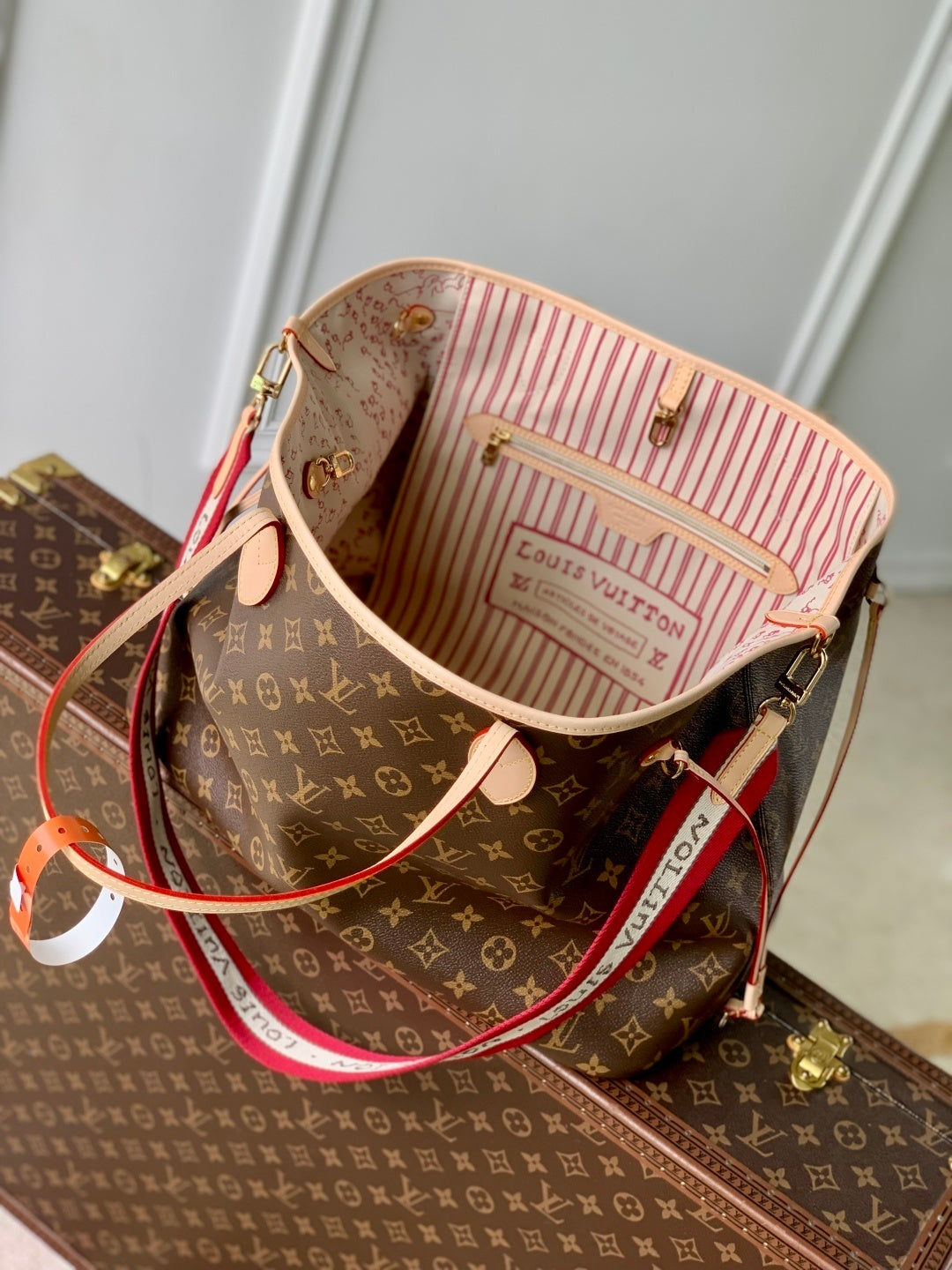 Louis Vuitton Neverfull Inside Out GM