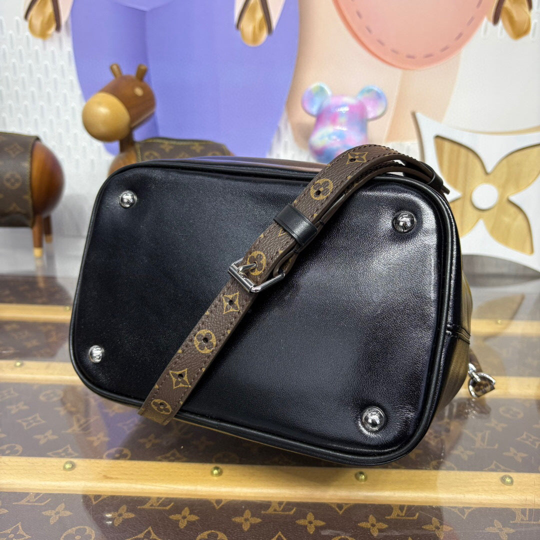 Louis Vuitton No Way Vibe bag