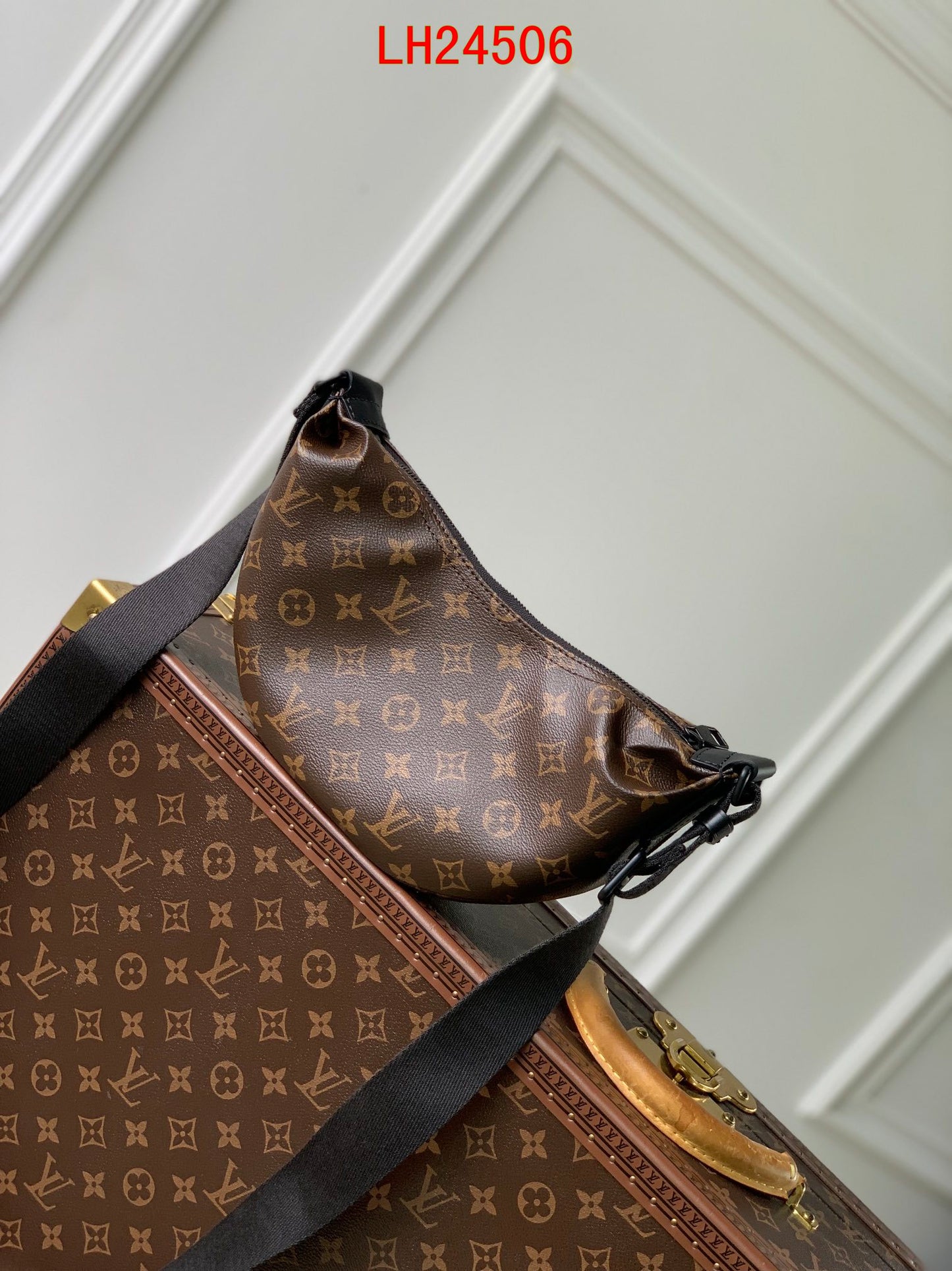 Louis Vuitton Hamac bag