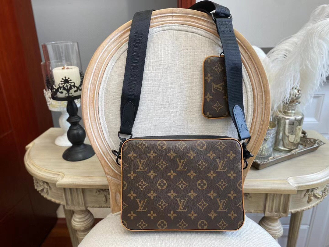 Louis Vuitton Trio Messenger