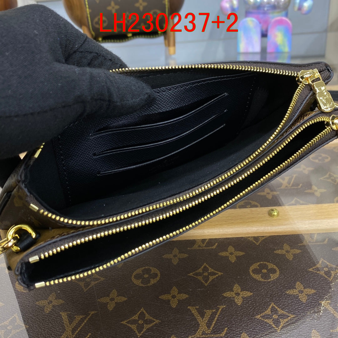 Louis Vuitton Double Zip Pochette Monogram reserve