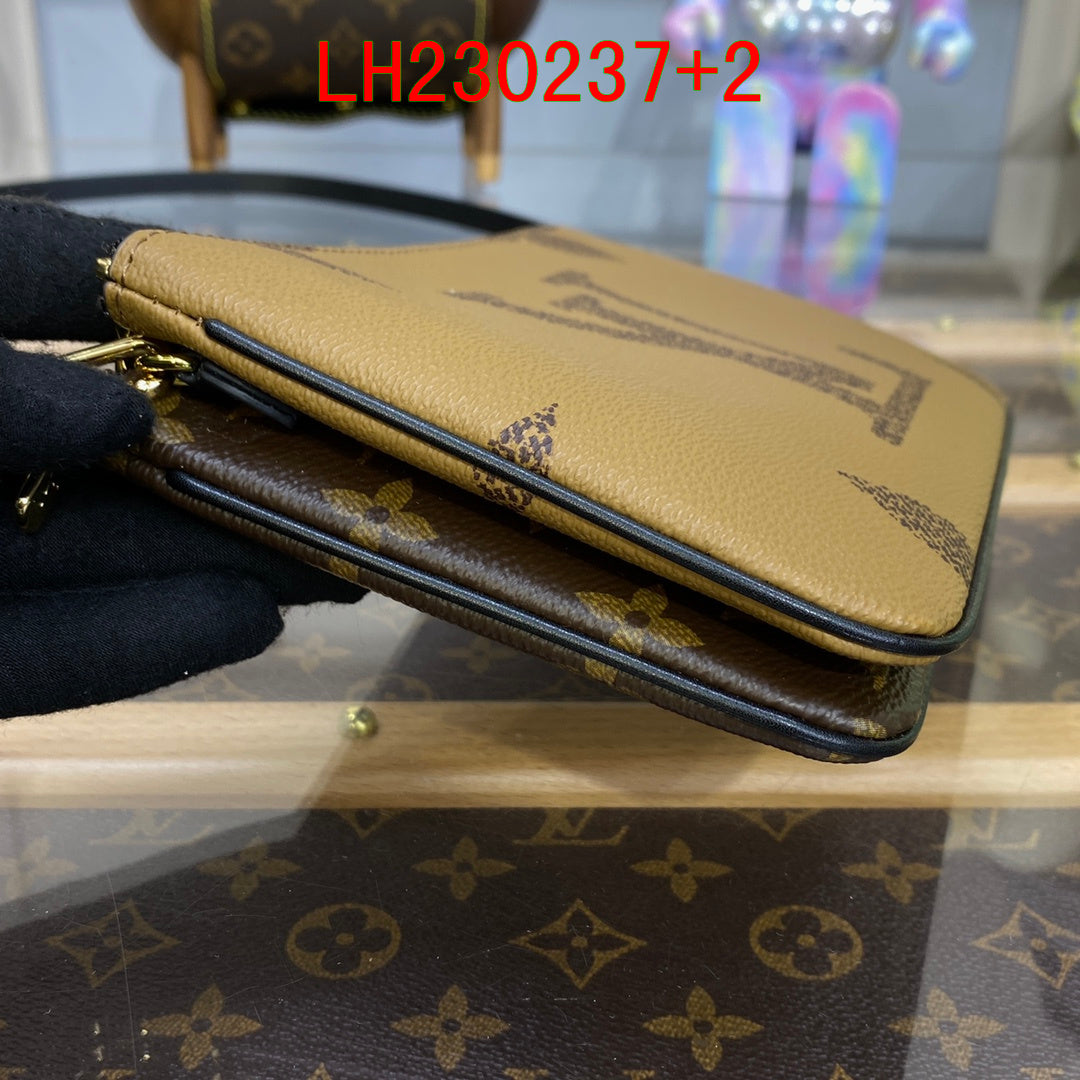 Louis Vuitton Double Zip Pochette Monogram reserve