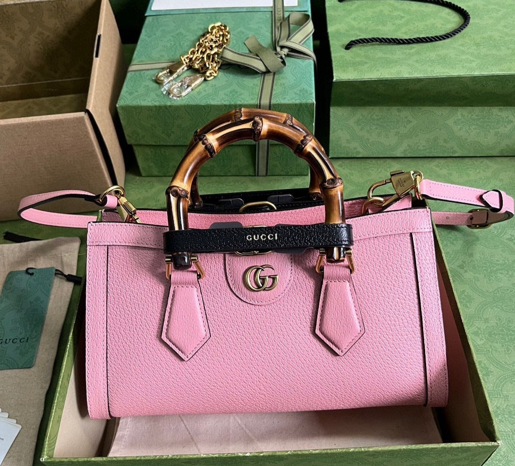 Gucci DIANA SMALL SHOULDER BAG