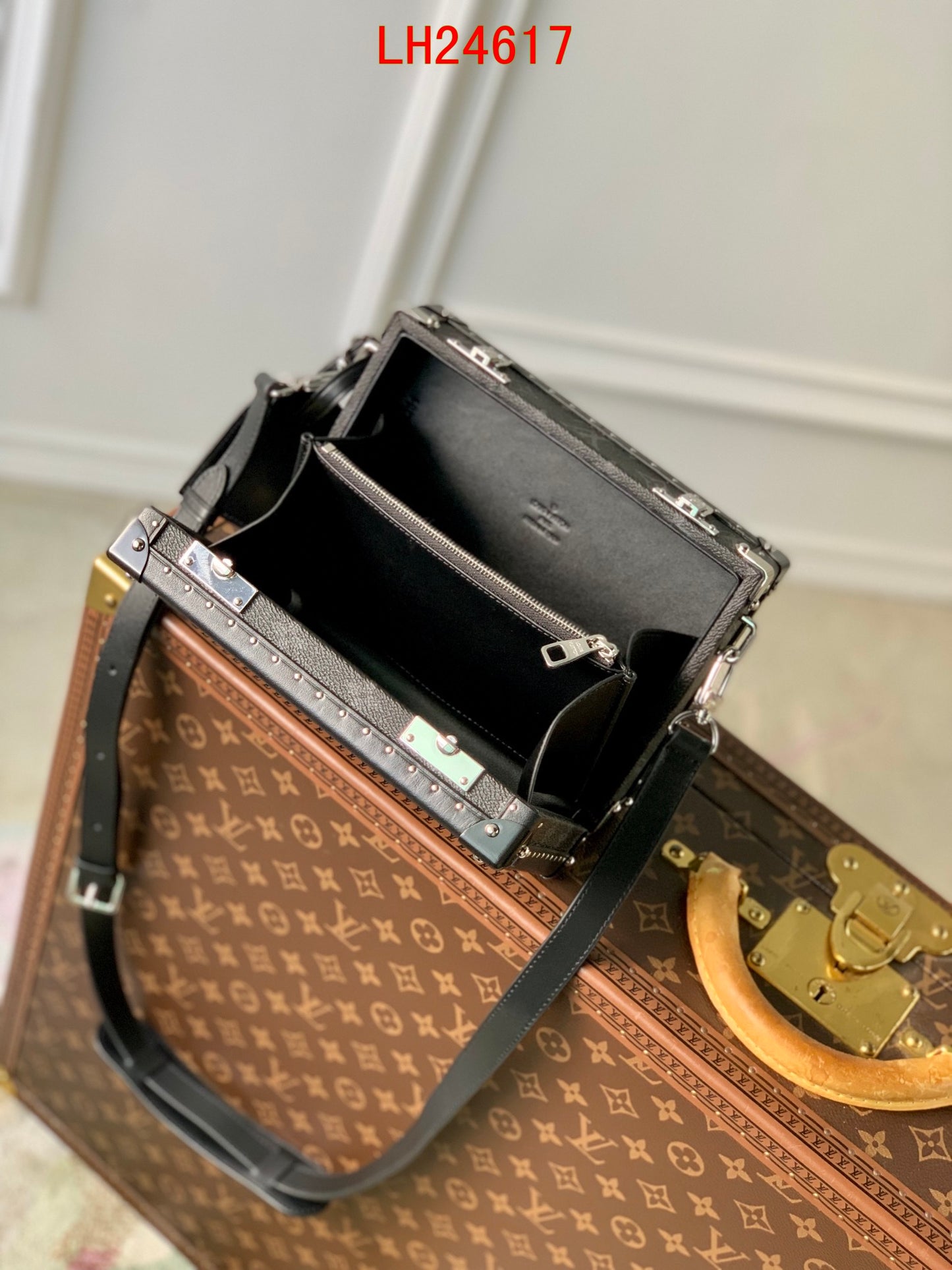 Louis Vuitton Clutch Box