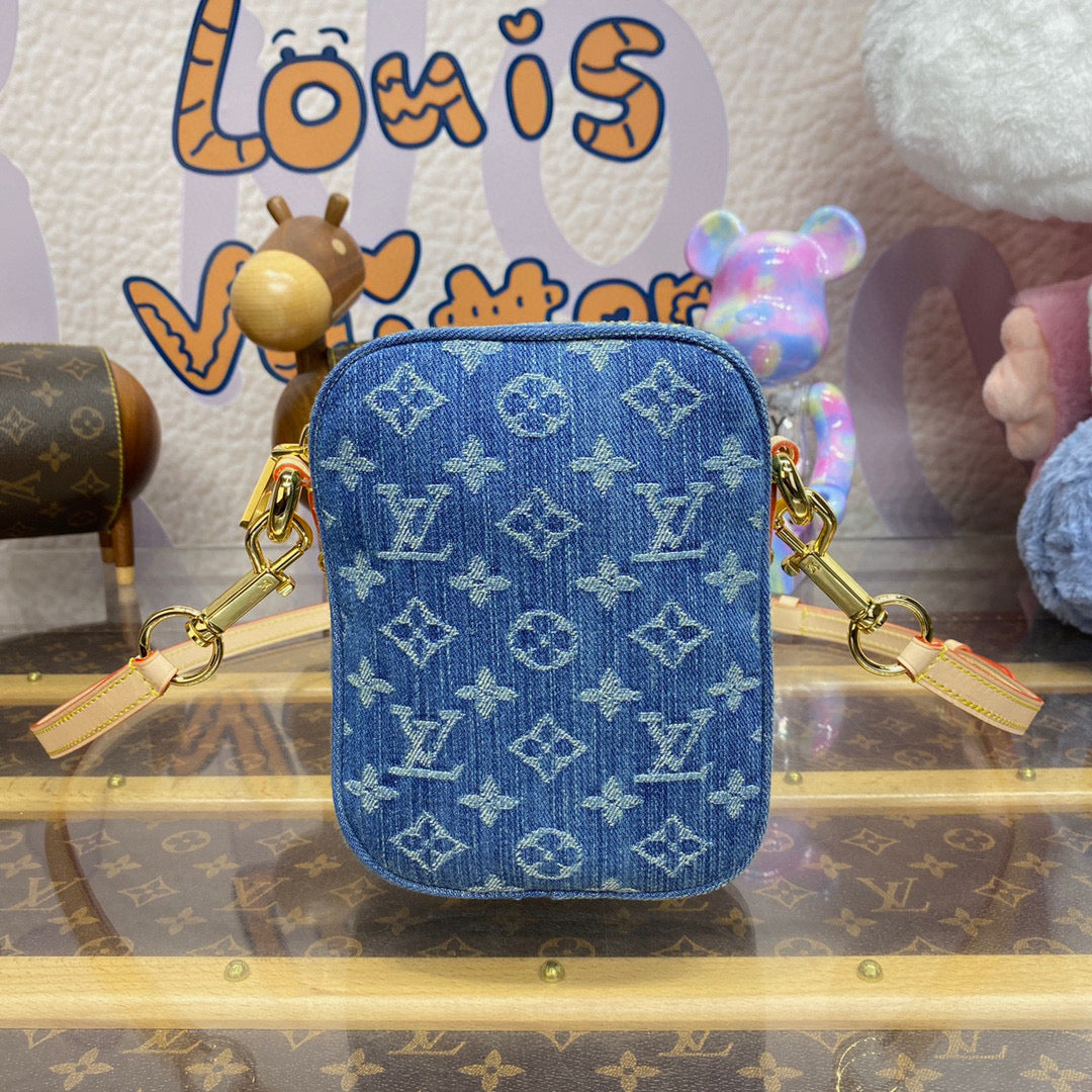 Louis Vuitton Fairfax Pochette Denim