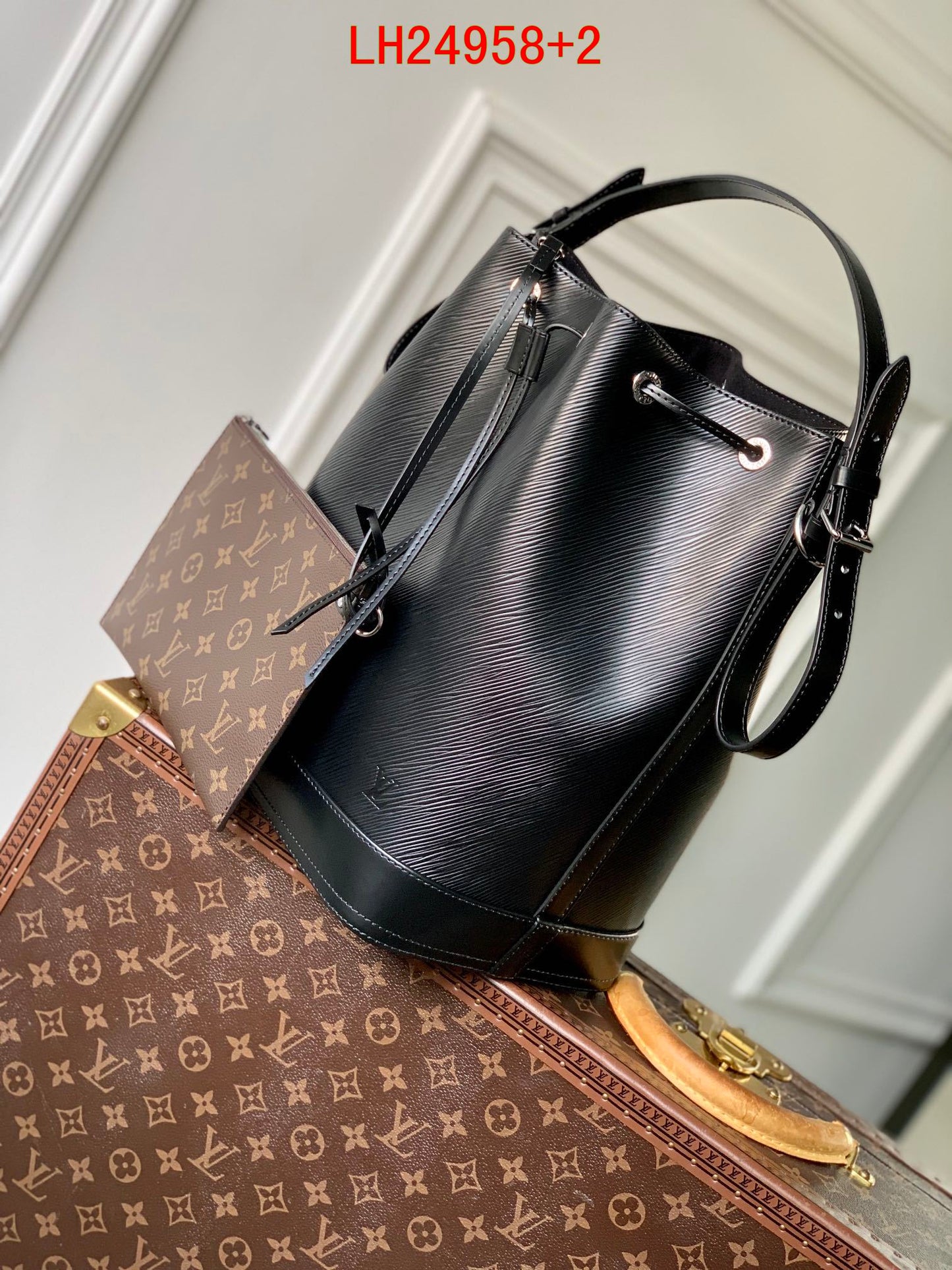 Louis Vuitton Noe Handbag