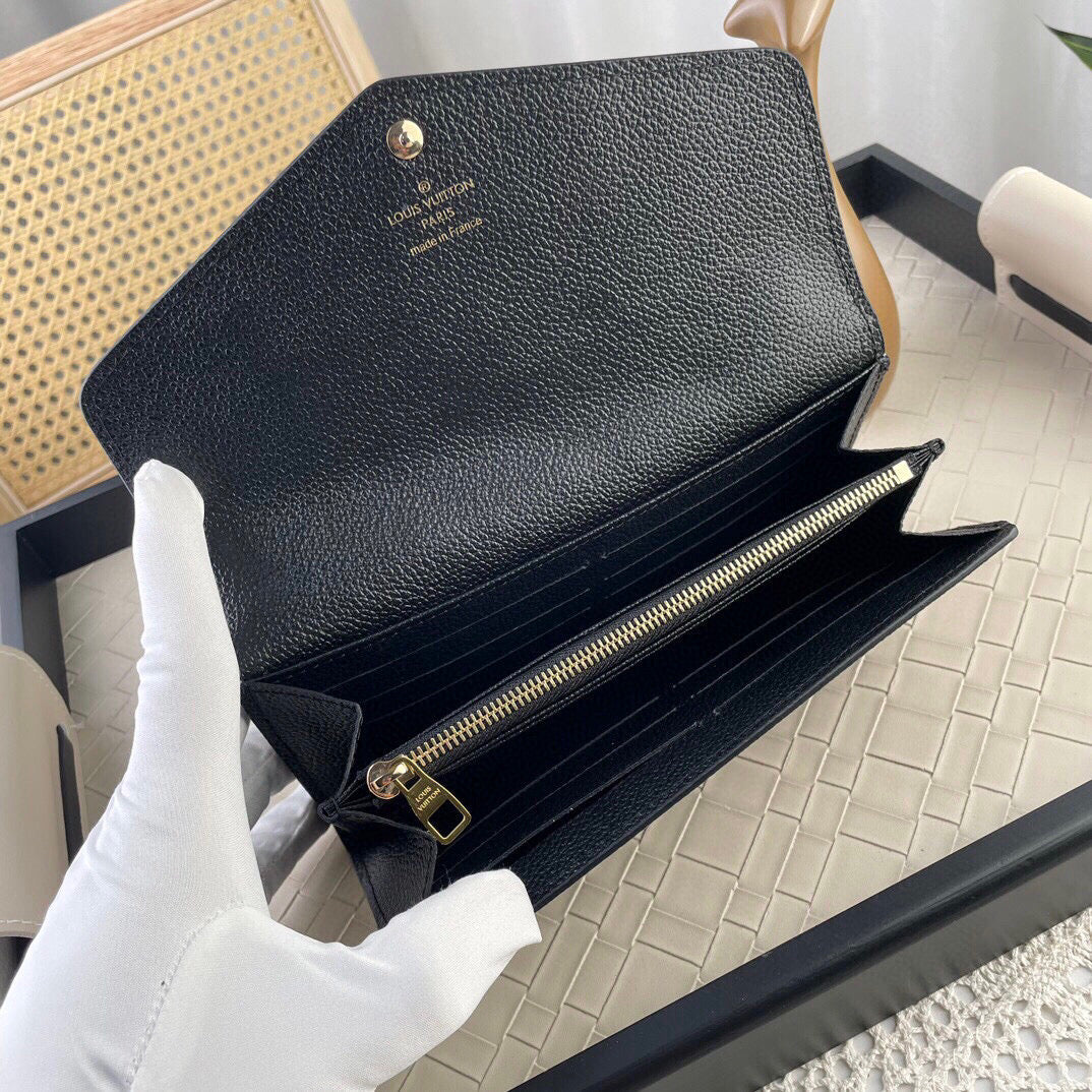 Louis Vuitton Sarah Wallet