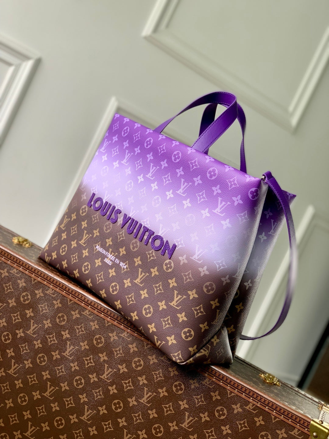 Louis Vuitton Shopper Tote bag