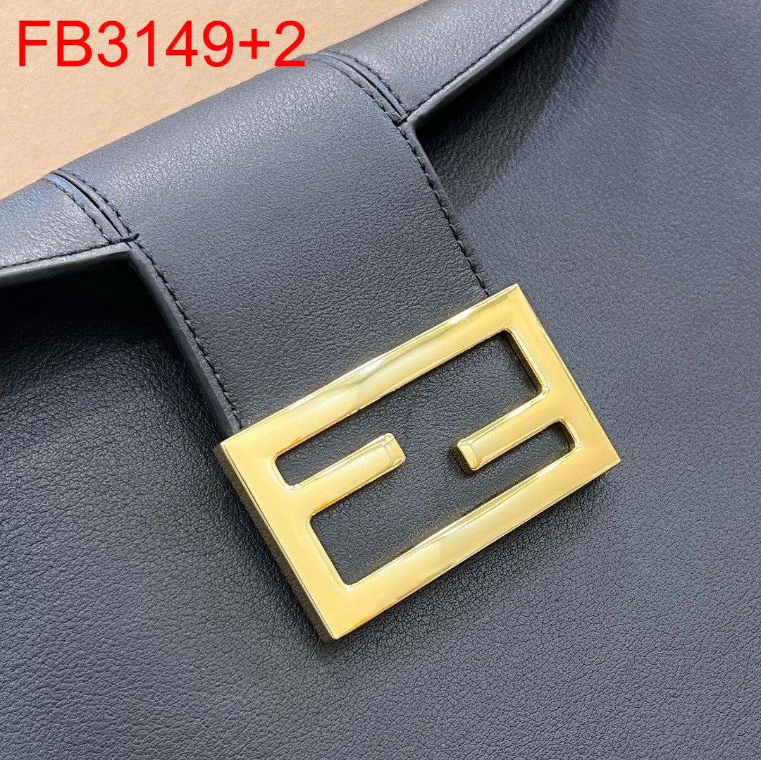 Fendi Croissant leather bag