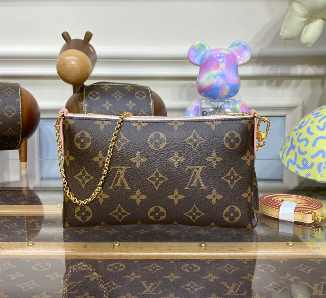 Louis Vuitton PALLAS CLUTH