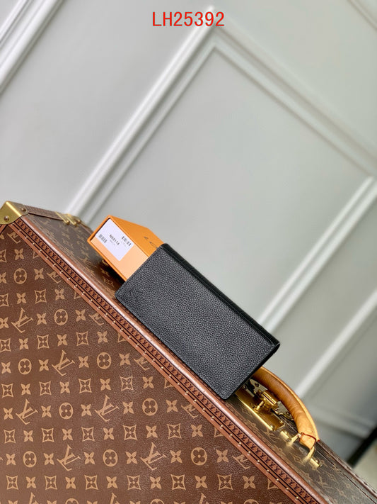 Louis Vuitton Brazza Wallet