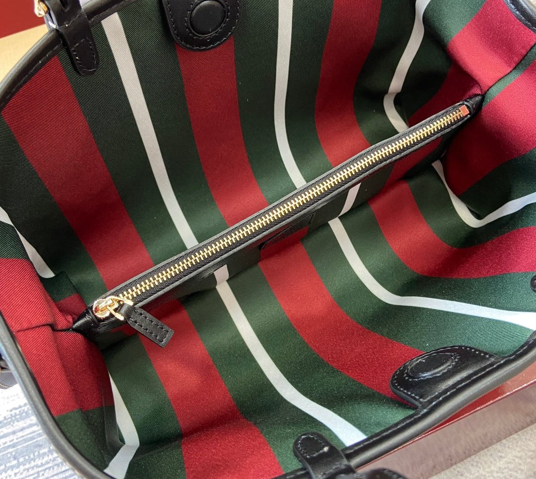 Gucci GG Emblem small tote bag