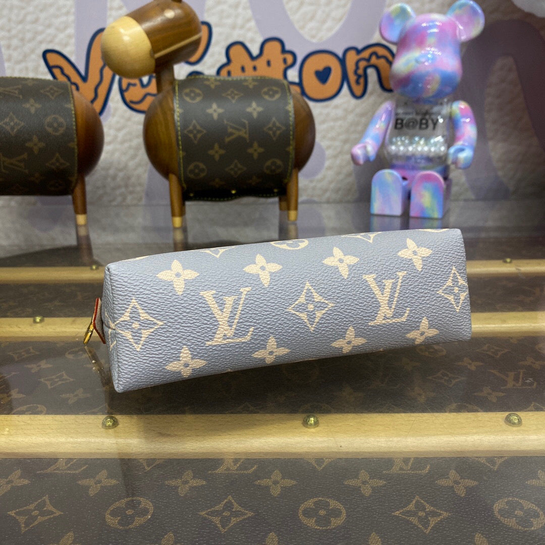 Louis Vuitton Pochette Cosmétique