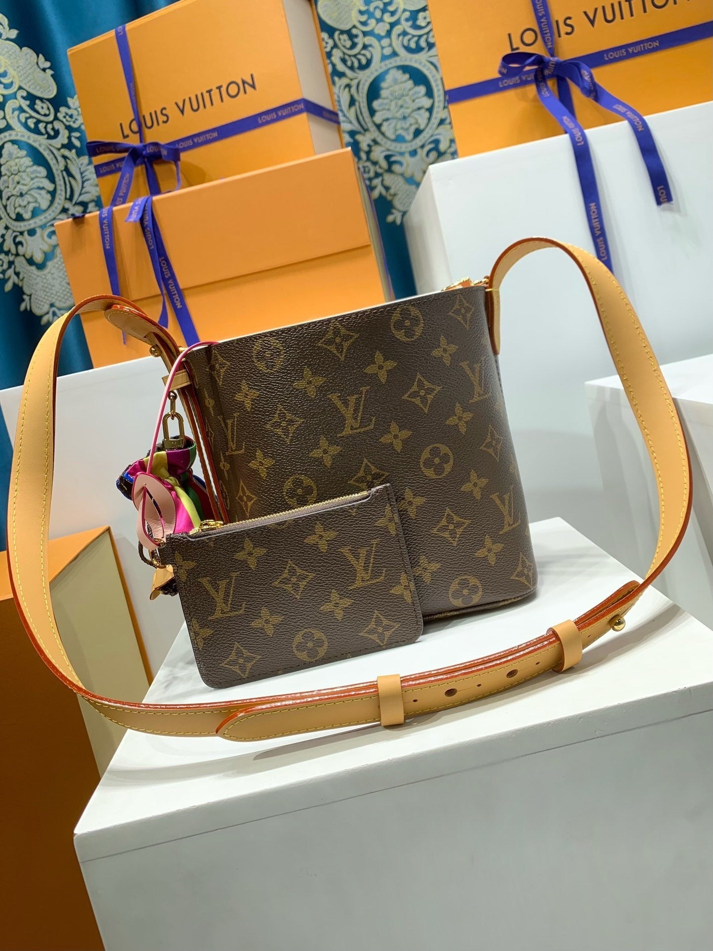 Louis Vuitton All In BB