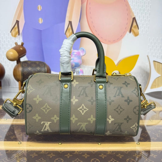 Louis Vuitton Keepall Bandoulière 25