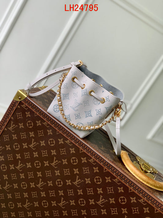 Louis Vuitton Pico Bella Mahina leather