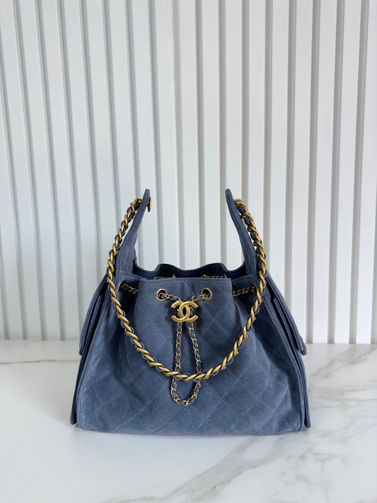 Chanel Small Hobo 25 Suede bag