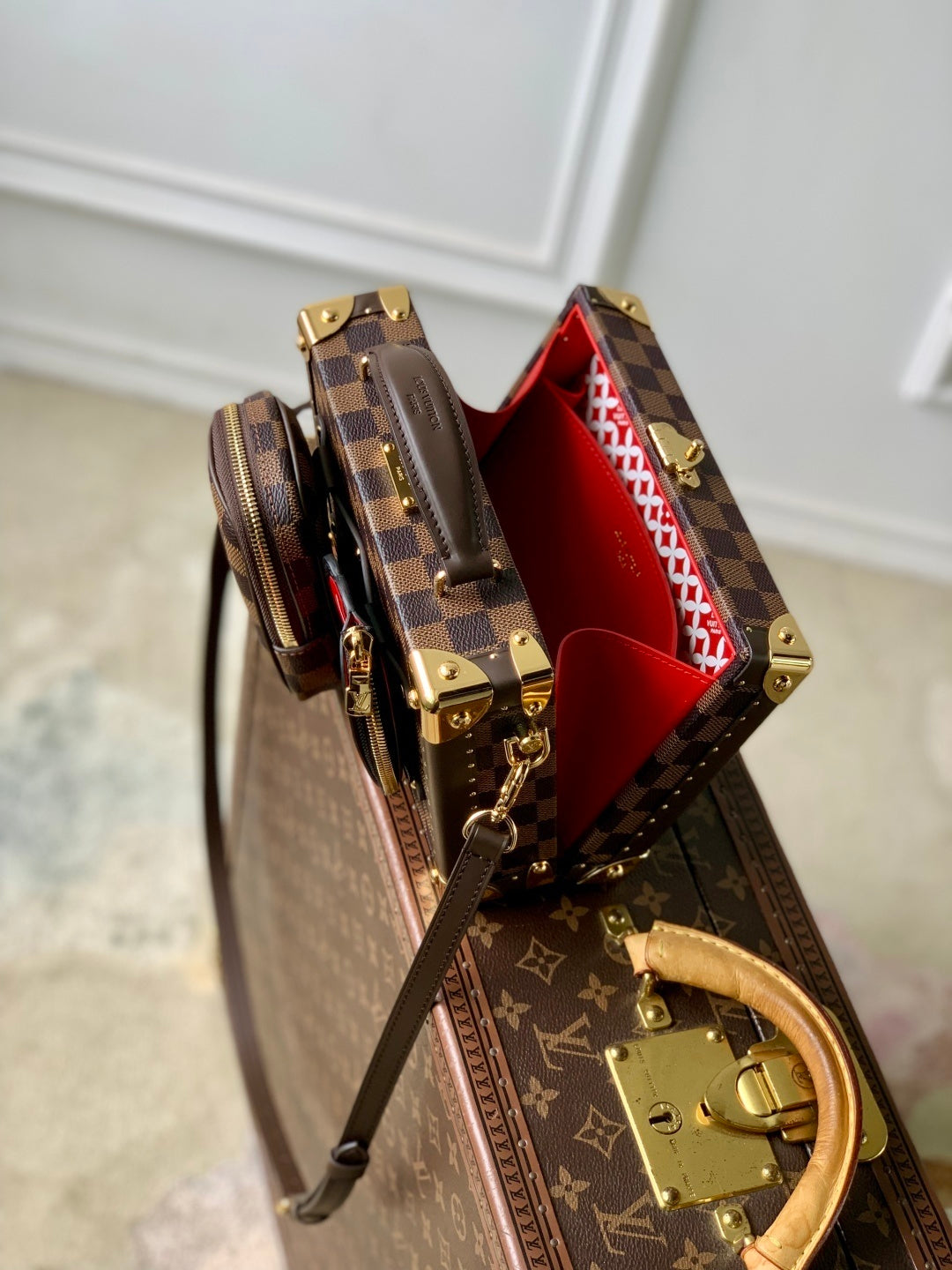 Louis Vuitton Sawagani Trunk