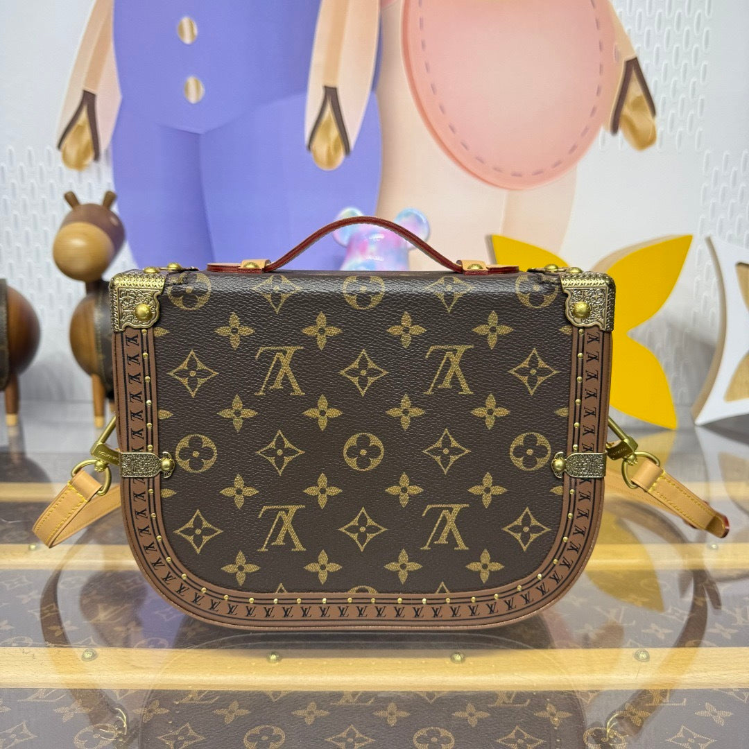 Louis Vuitton Montsouris Trunk bag