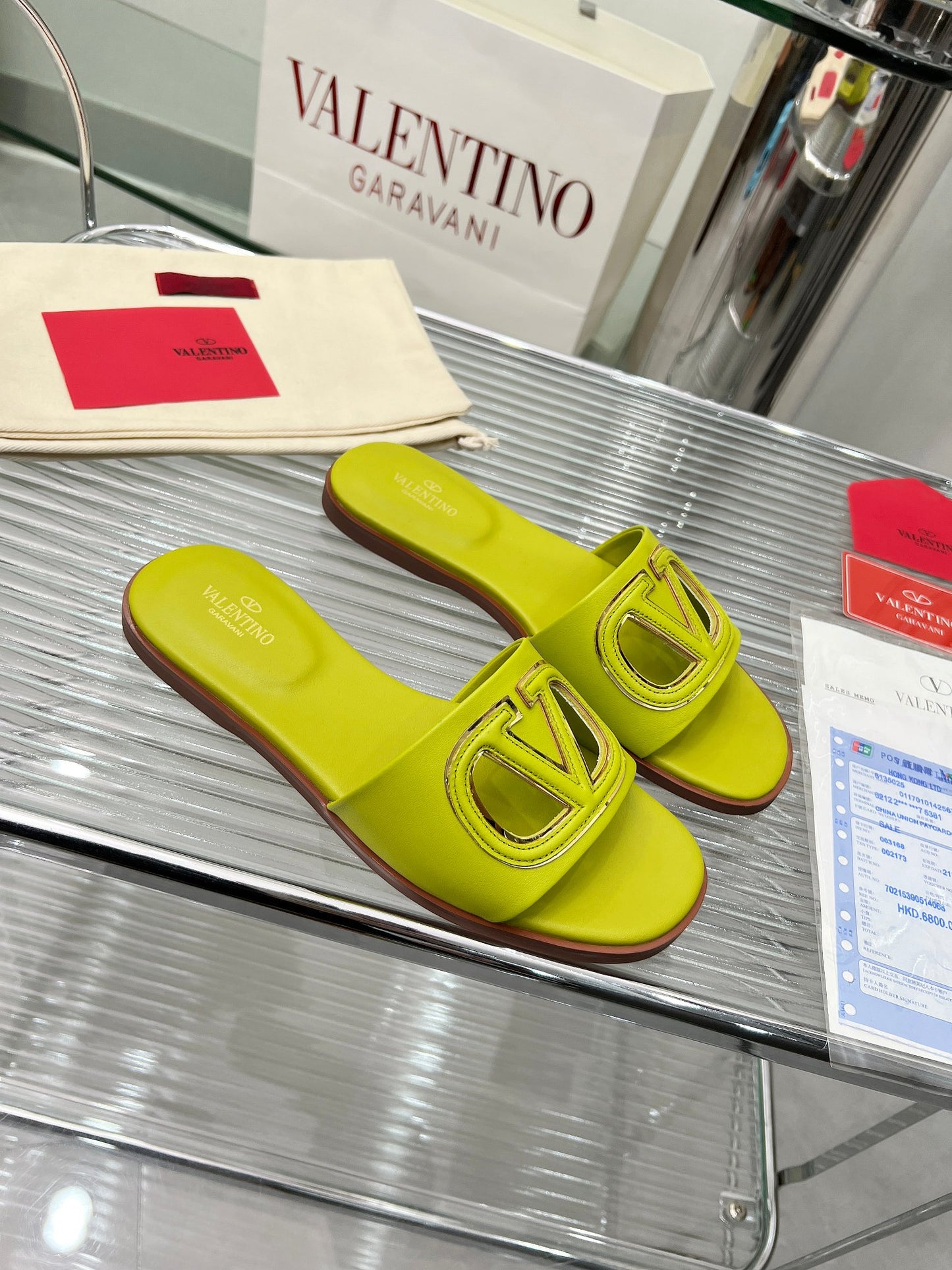 Valentino Slides