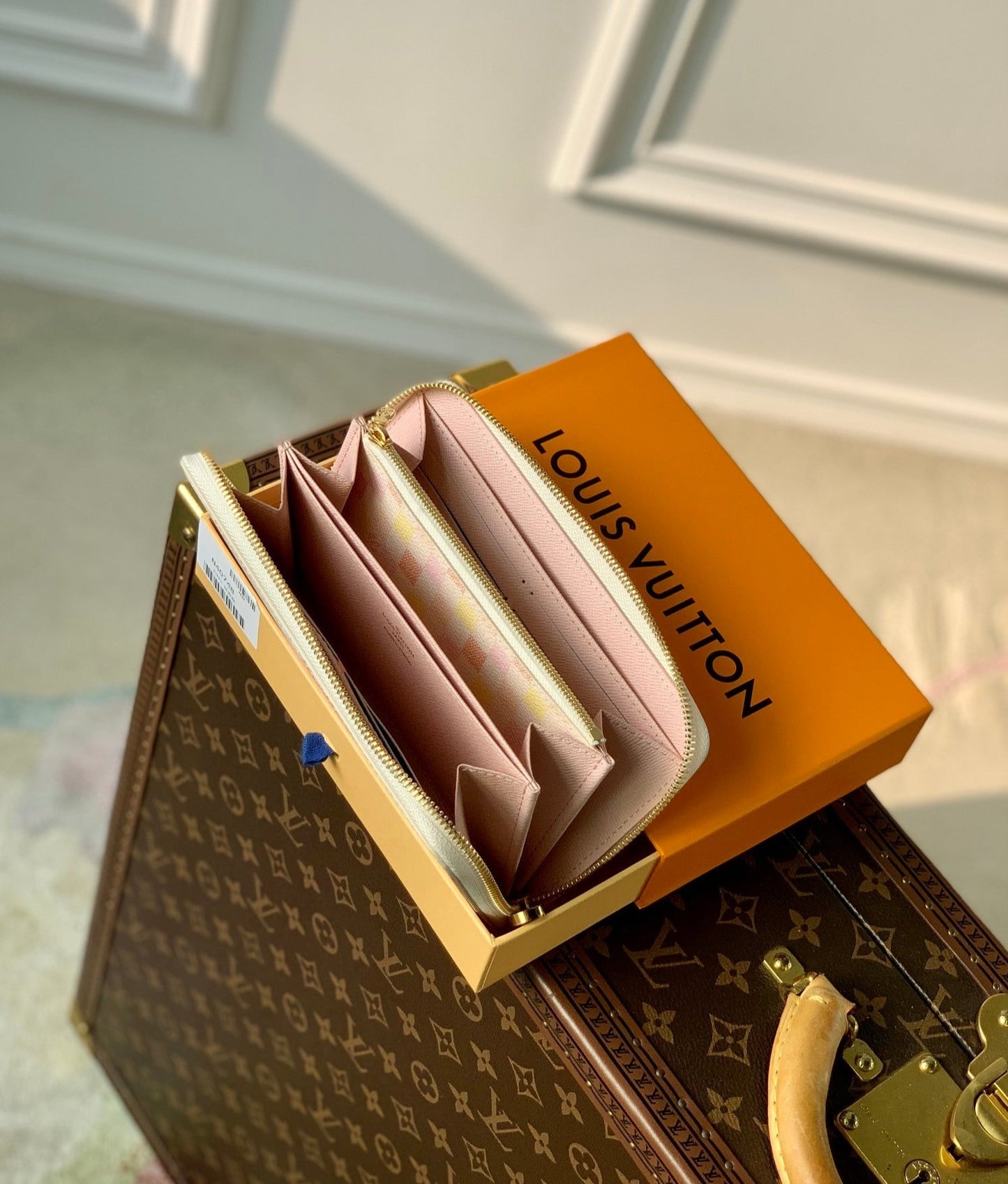 Louis Vuitton Zippy Wallet