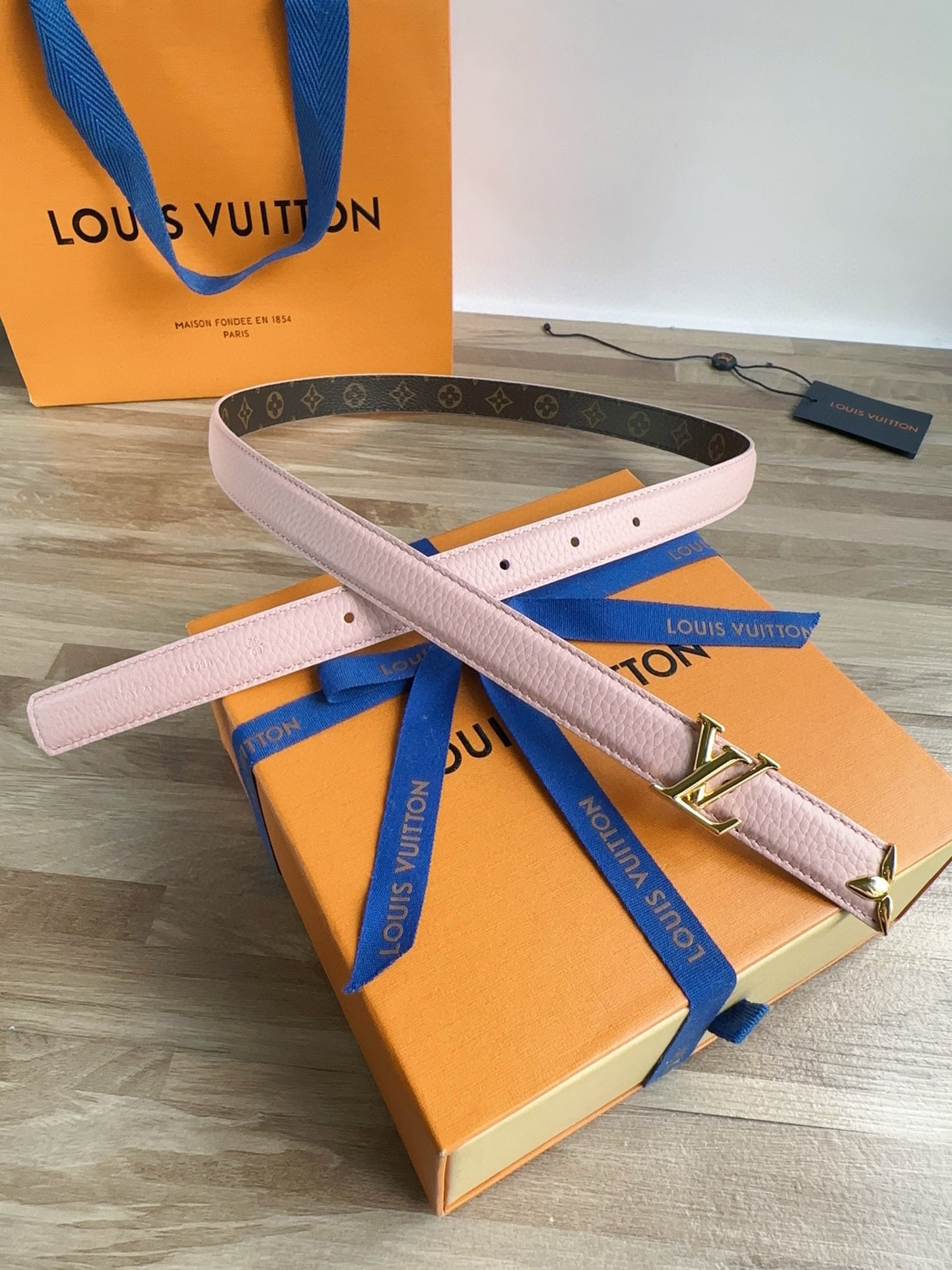 Louis Vuitton Reversible Belt